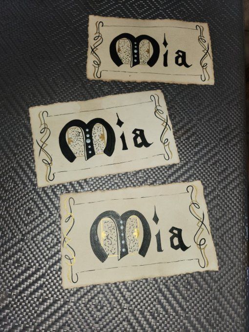 Les Initiales de l'Officine – Lettrine Calligraphiée Main